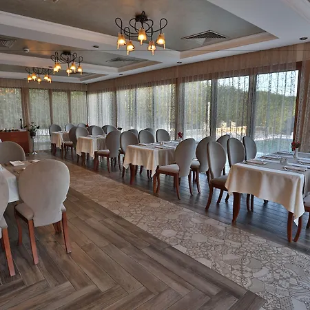 Хотел Marina Boutique