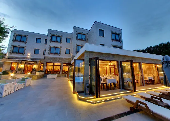 Marina Boutique Hotel 2*