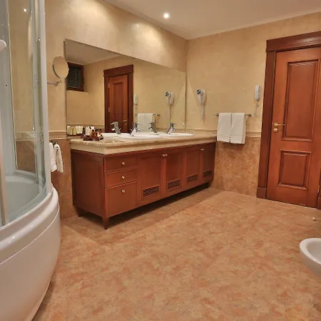 Marina Boutique Hotel