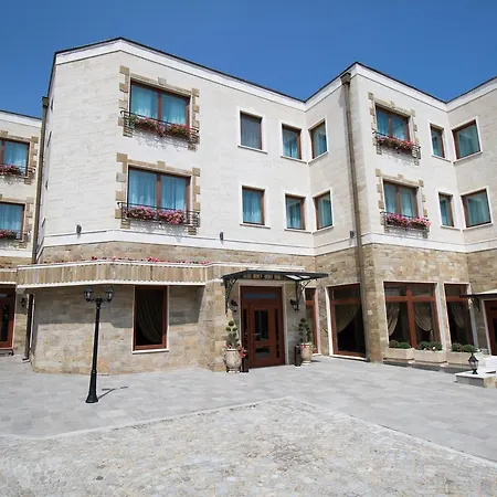 Marina Boutique מלון וארנה