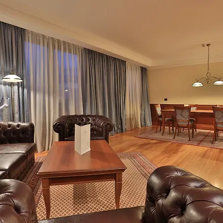 Marina Boutique Hotell 2*